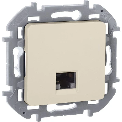Розетка компьютерная СП Inspiria RJ45 кат.5E UTP IP20 сл. кость IEK 673826
