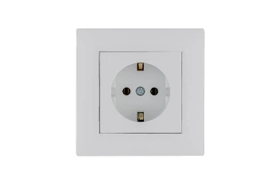 Розетка 1-м Karea RIZZ с заземл. бел. Makel 88001028